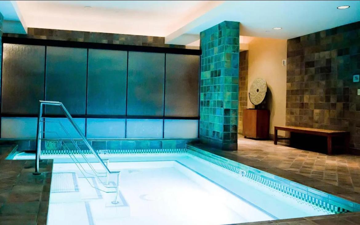 The Fantasy Suite Mgm Signature Pool View Las Vegas Esterno foto